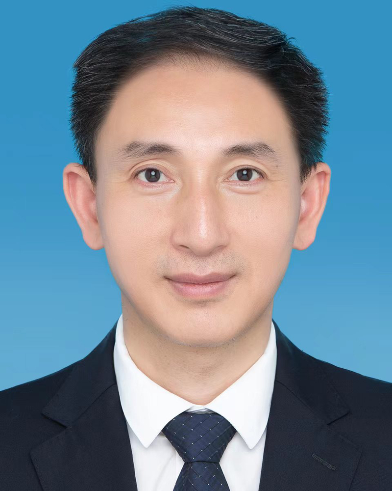 1661923431963020268.jpg 李武校长寸照.jpg